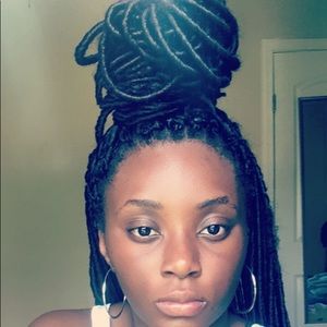 Meet your Posher, Victoria